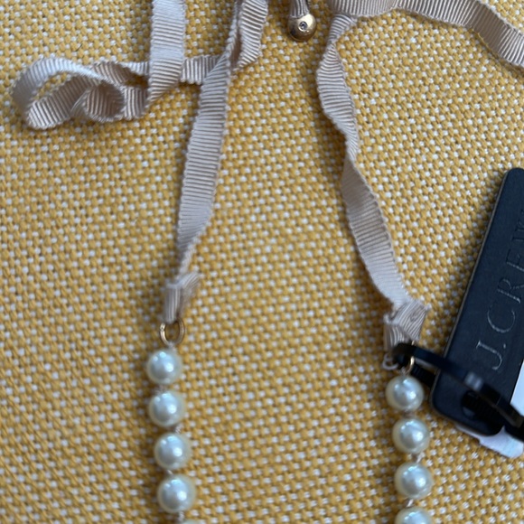 J.Crew strand of Pearls with ribbon tie. - Picture 4 of 5